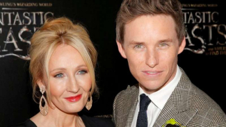 JK Rowling Tepis Rumor tentang Fantastic Beasts 2
