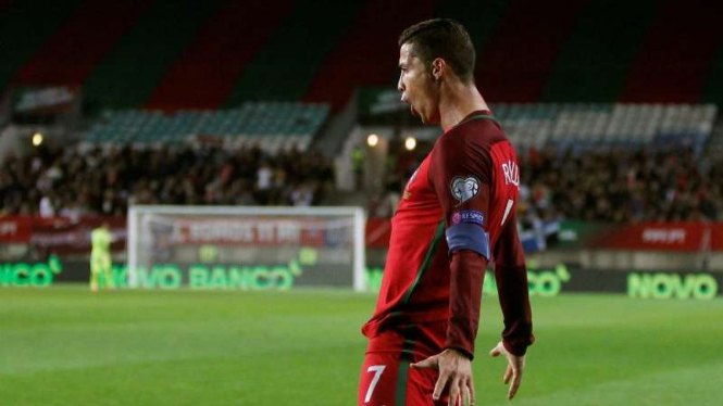Pemain Timnas Portugal, Cristiano Ronaldo, selebrasi usai cetak gol