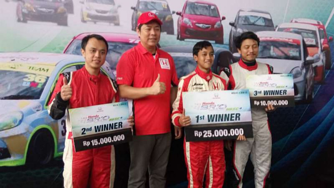 Para pemenang Honda Brio Speed Challenge 4