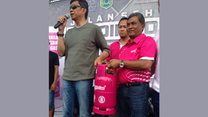 Bright Gas Pink 5.5 Kg Warnai Jalan Sehat HUT Kota Batu