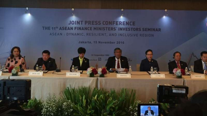 Perhelatan The 11th ASEAN Financial Ministers Invesstor Seminar.