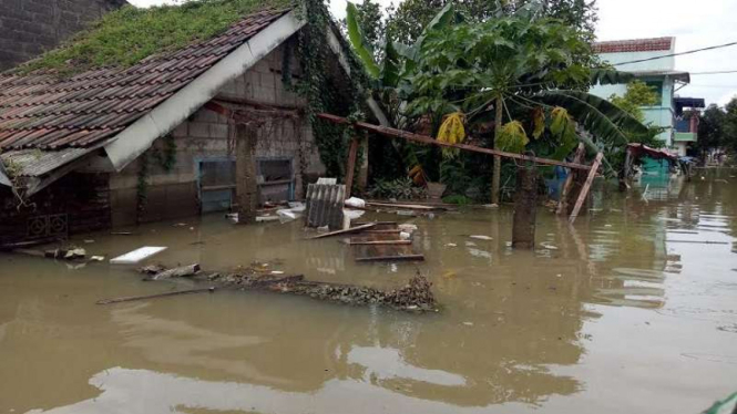 Kondisi banjir di Perumahan Total Persada, Kota Tangerang.