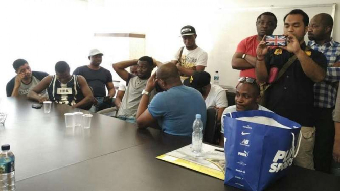 12 warga Afrika yang diamankan di Apartemen Puri Park View
