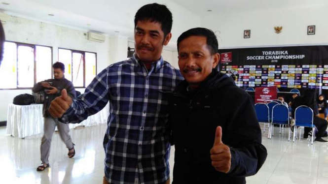 Pelatih Semen Padang, Nilmaizar dan pelatih Persib, Djadjang Nurdjaman