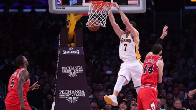 Duel sengit NBA, LA Lakers vs Chicago Bulls