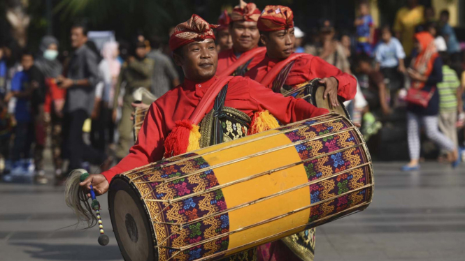 Pawai Budaya Lombok 