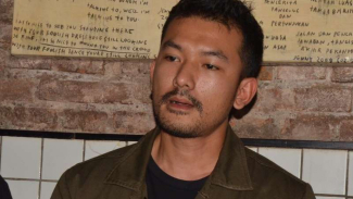 Cara Sehat Menikmati Kopi Ala Rio Dewanto
