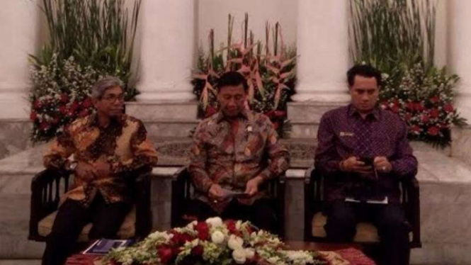 Menkopolhukam Wiranto saat bertemu perwakilan negara asing di Gedung Kemenlu, Jakarta, 