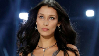 Bella Hadid Ditolak Victoria's Secret Tahun Lalu