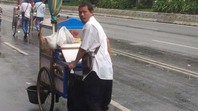 Berkat Aksi Damai 212 pedagang buah Sunarto raup pendapatan 1,3 juta