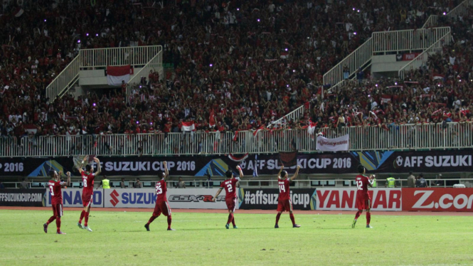 Indonesia Menang 2-1 atas Vietnam di Stadion Pakansari 