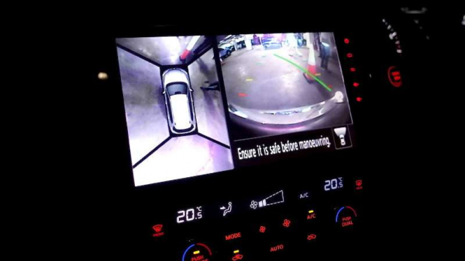 Fitur around view monitor pada Nissan X-Trail.