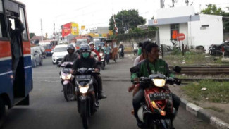 Perlintasan Kereta Api di Senen akan Ditutup