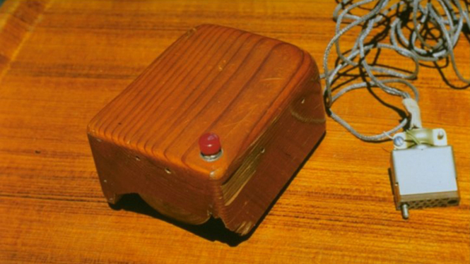 Mouse komputer pertama 