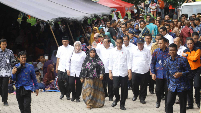 Presiden Jokowi Kunjungi Korban Gempa Pidie Jaya