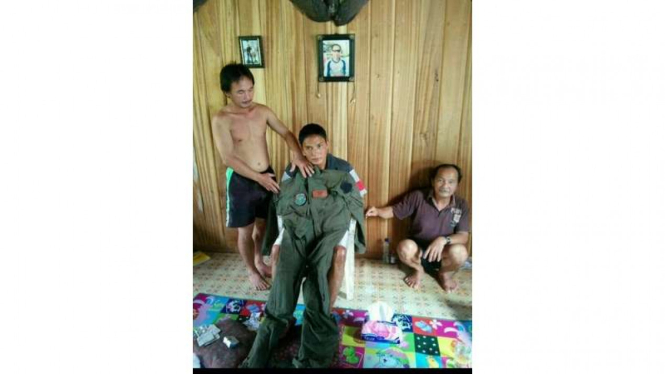 Lettu Cpn Yohanes Syahputra, pilot Helikopter Bell 412 TNI AD yang ditemukan selamat setelah hilang selama dua pekan di pedalaman hutan Kalimantan, Kamis (8/12/2016)
