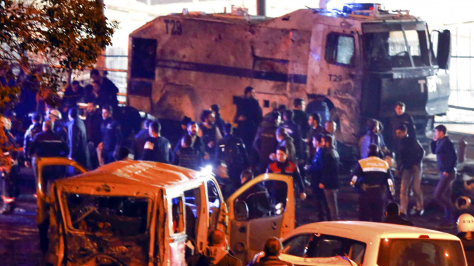 Bom Meledak di Istanbul Turki