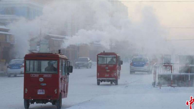 Cuaca dingin di Hulunbuir, China 