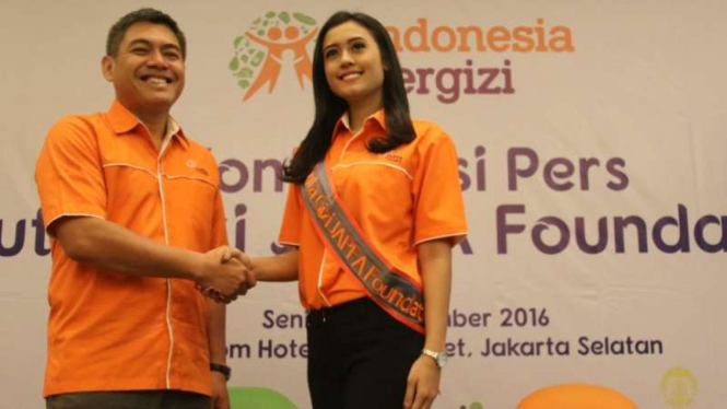 MIss Indonesia 2015 sekaligus   Duta Gizi JAPFA Foundation Maria Harfanti