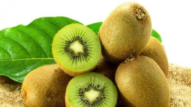 Buah Kiwi.