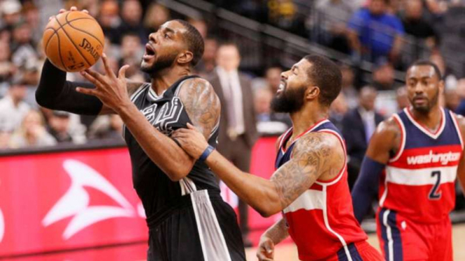 Pebasket San Antonio Spurs, LaMarcus Aldridge (kiri)