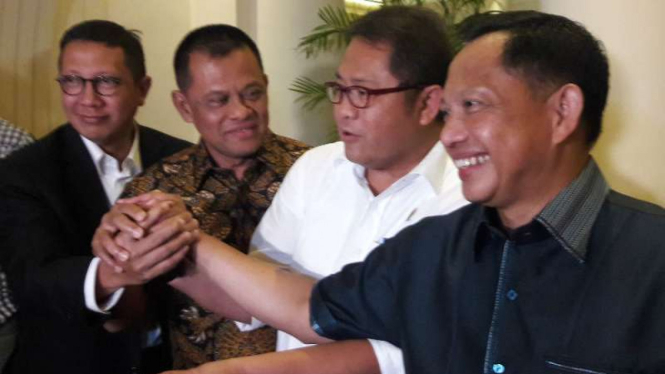 Pertemuan menteri, Kapolri dan Panglima TNI dengan pemred