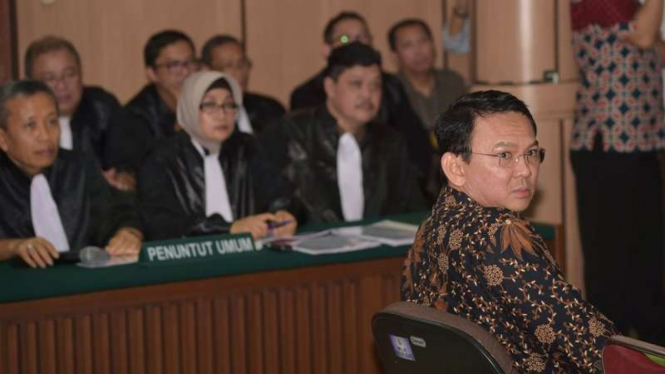 Basuki Tjahaja Purnama Ahok dan Jaksa Penuntut Umum di Pengadilan Jakarta Utara