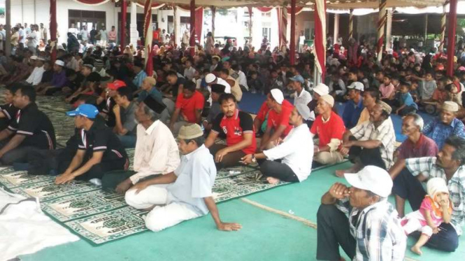 Warga Aceh gelar doa bersama peringati 12 tahun  bencana tsunami yang merenggut ratusan ribu korban jiwa.