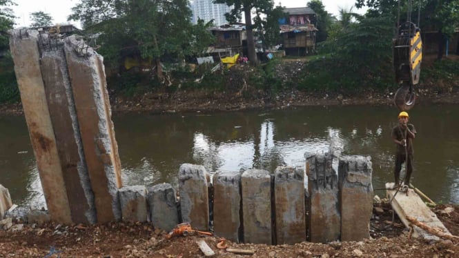 Normalisasi Sungai Ciliwung Dikebut