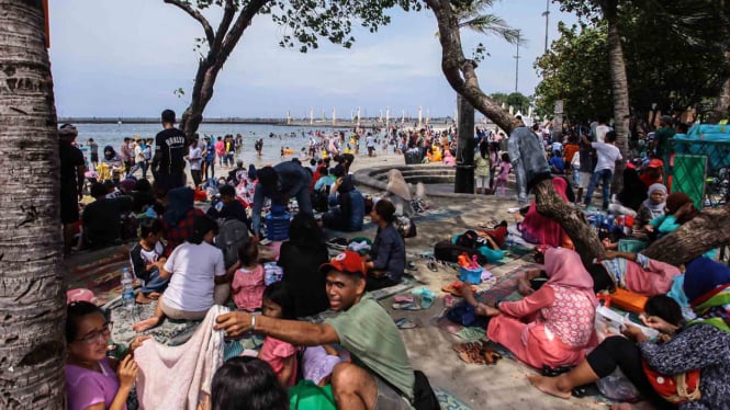 Suasana Liburan Natal di Ancol