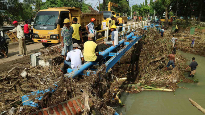 Normalisasi Pasca Banjir Bima