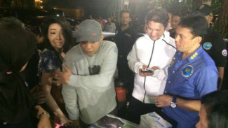 Kena Razia Narkoba, Gading Marten Acungi Jempol Aparat Hukum