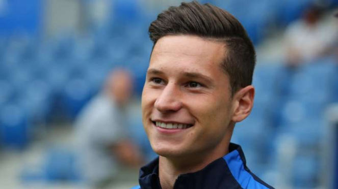 Gelandang VfL Wolfsburg, Julian Draxler