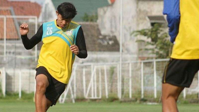 Pemain Arema FC, Adam Alis Setyano