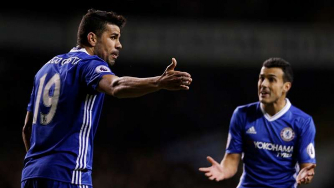 Dua pemain Chelsea, Diego Costa (kiri) dan Pedro Rodriguez.