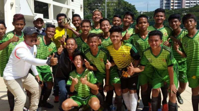 Timnas Indonesia U-16 juarai Singa Cup 2016