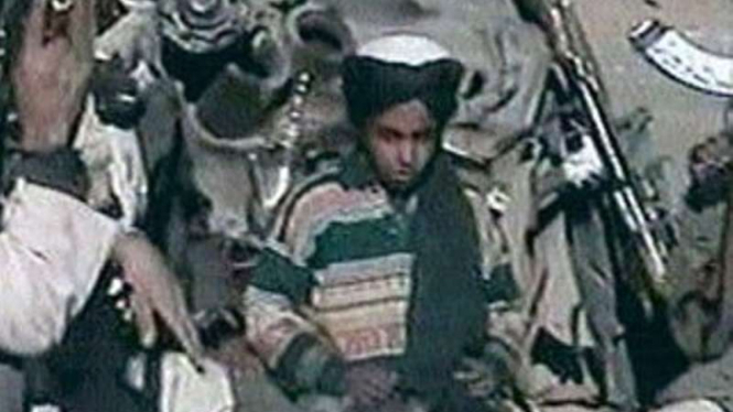 Hamza bin Laden, anak laki-laki Osama bin Laden kini meneruskan jejak ayahnya.