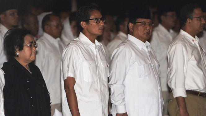 Ketua Dewan Pembina Partai Gerindra Prabowo Subianto, Wakil Ketua Umum Bidang Ideologi Rachmawati Soekarnoputri.