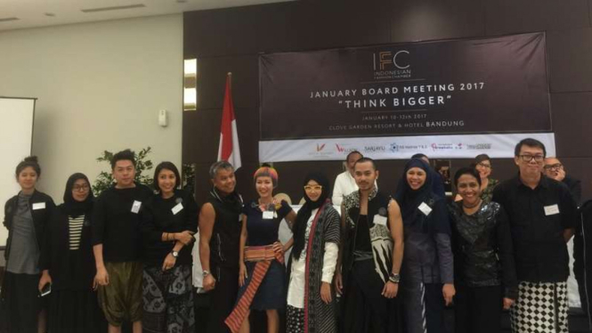 Desainer anggota Indonesia Fashion Chamber (IFC)