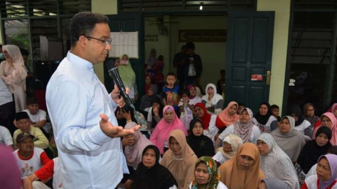 Anies Baswedan saat kampanye di Kebon Jeruk, Jakarta Barat.