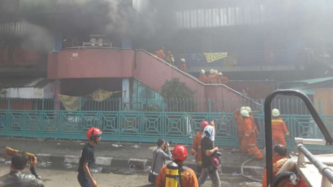 Kebakaran Pasar Senen, Kamis, 19 Januari 2017.