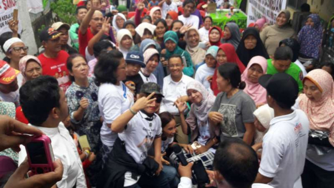 Anies Rasyid Baswedan saat berkampanye di Jalan Kebon Kosong VII, Kemayoran.