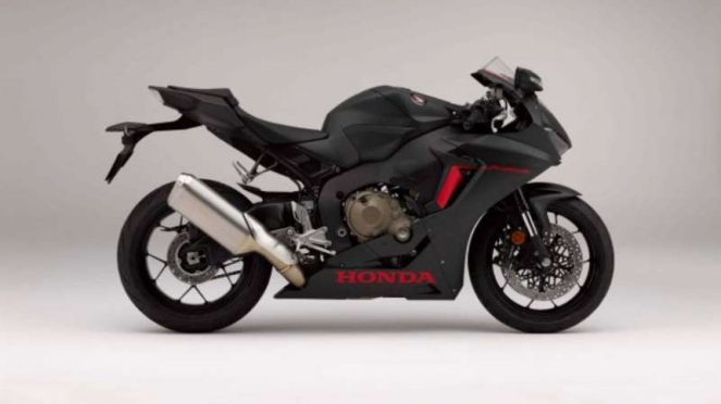 Honda CBR1000RR terbaru.