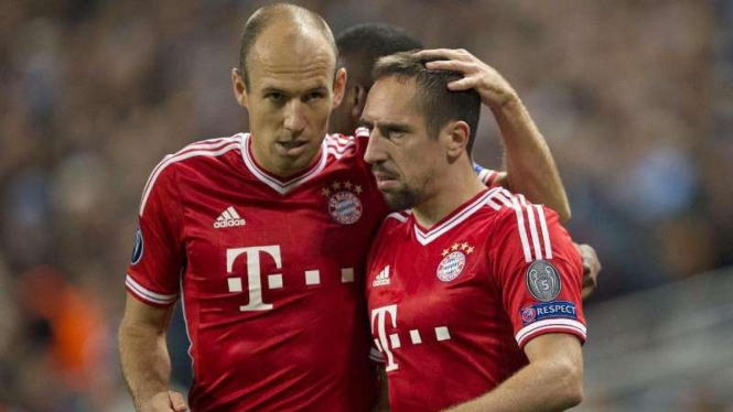 Dua bintang Bayern Munich, Arjen Robben (kiri) dan Franck Ribery (kanan)