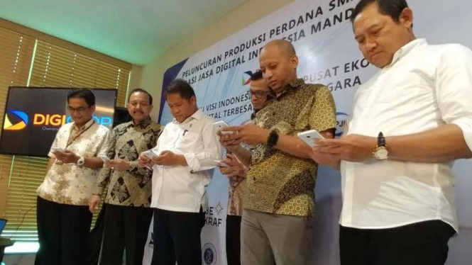 Peresmian produksi Digicoop di Cikarang, Jawa Barat. 