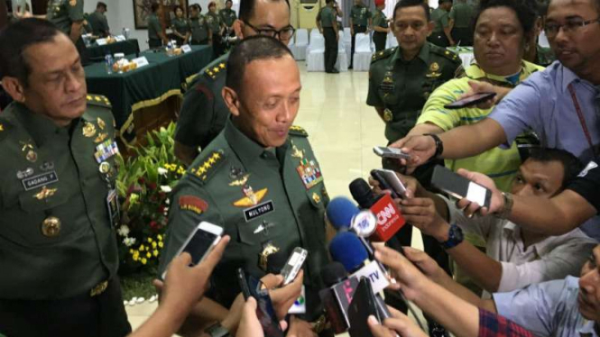 Kepala Staf TNI Angkatan Darat, Jenderal Mulyono.