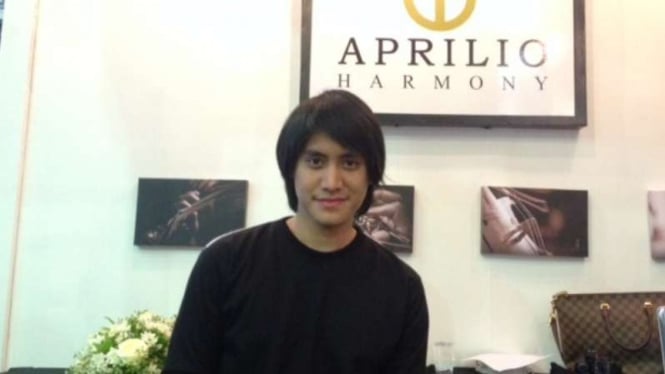 Kevin Aprilio