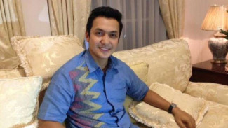 Rajin Pijit Hidung Jadi Resep Ganteng Gunawan