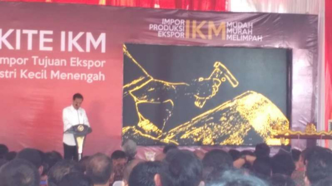 Presiden Joko Widodo saat meresmikan KITE IKM di Boyolali