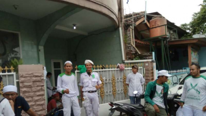 Suasana di rumah Firza Husein.